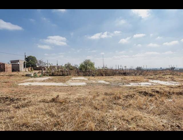 LAND FOR SALE IN ESSELEN PARK